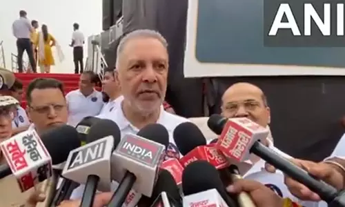 रंगला पंजाब मिशन के तहत लगभग 2 लाख लोग प्रतिदिन योग करते हैं: राज्य के स्वास्थ्य मंत्री Balbir Singh रंगला पंजाब मिशन के तहत लगभग 2 लाख लोग प्रतिदिन योग करते हैं: राज्य के स्वास्थ्य मंत्री Balbir Singh