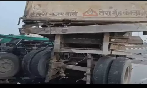 Charkhi Dadri: तीन ट्रकों की टक्कर में दो चालकों की मौत, एक गंभीर रूप से घायल