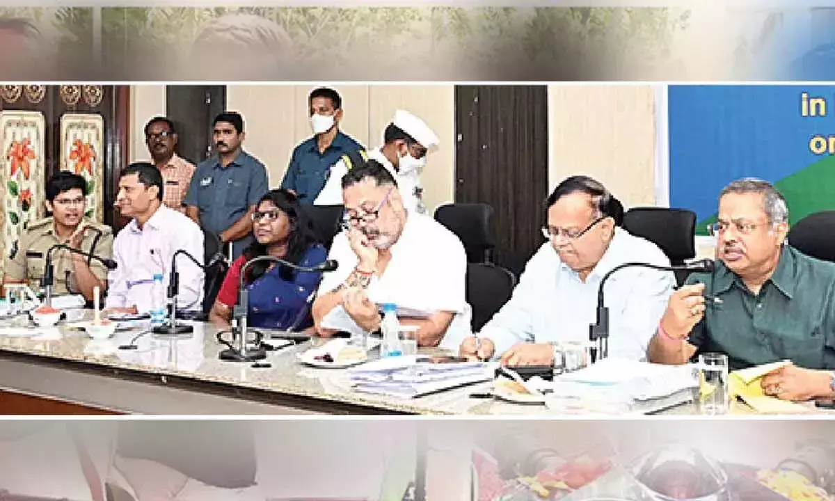 Andhra: SC पैनल ने कोलेरू के प्रदूषण पर मांगी जानकारी Andhra: SC पैनल ने कोलेरू के प्रदूषण पर मांगी जानकारी