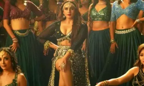 दिल थाम के रहना टीज़र में Huma Qureshi का बोल्ड अंदाज़ दिल थाम के रहना टीज़र में Huma Qureshi का बोल्ड अंदाज़