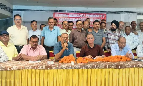 Bareilly: महंगाई के चलते पेंशन बढ़ाने की मांग, 15-30% वृद्धि जरूरी