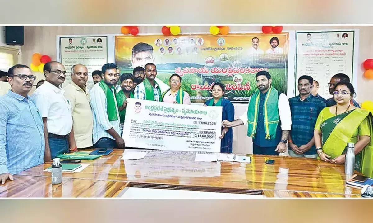 किसानों से लाभ कमाने के लिए प्रौद्योगिकी का उपयोग करने का आग्रह