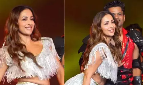 Malaika Arora : परफेक्ट बॉडी लैंग्वेज और स्टाइल ने मचा दिया तहलका Malaika Arora : परफेक्ट बॉडी लैंग्वेज और स्टाइल ने मचा दिया तहलका