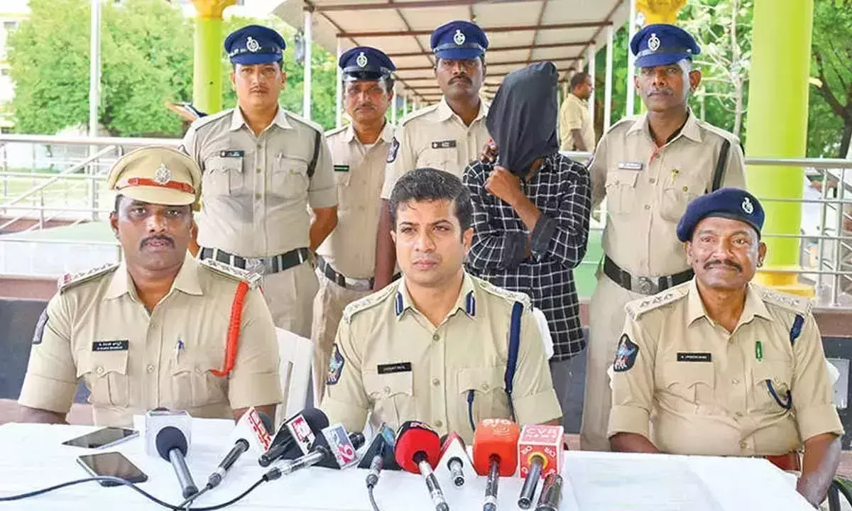 Andhra: बाइक चोर गिरफ्तार, 30 बाइक बरामद