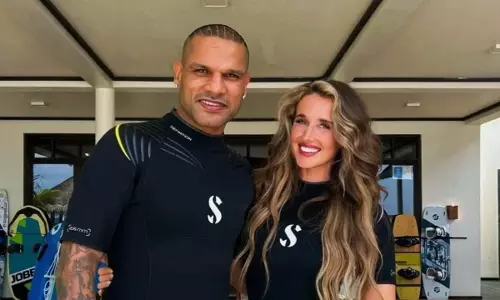 Shikhar Dhawan की 33 वर्षीय आयरिश गर्लफ्रेंड सोफी शाइन कौन हैं?