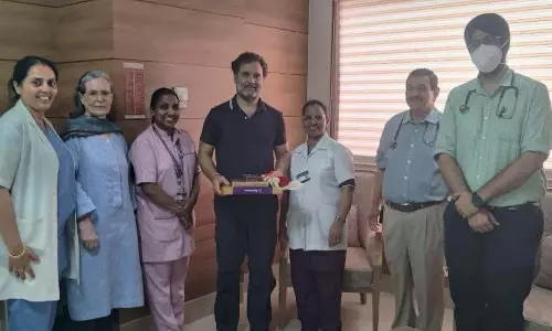 सोनिया गांधी अस्पताल से हुईं डिस्चार्ज, राहुल गांधी लेने पहुंचे सोनिया गांधी अस्पताल से हुईं डिस्चार्ज, राहुल गांधी लेने पहुंचे