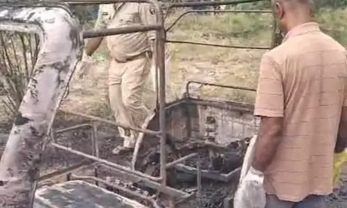 ई-रिक्शा में लगी आग, एक महिला की मौत, कई झुलसे, मची अफरातफरी