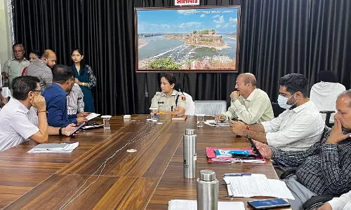 Jhalawa: जिला स्तरीय जनसुनवाई में विभिन्न मसलों से जुड़े लगभग 43 से अधिक प्रकरणों में की सुनवाई Jhalawa: जिला स्तरीय जनसुनवाई में विभिन्न मसलों से जुड़े लगभग 43 से अधिक प्रकरणों में की सुनवाई