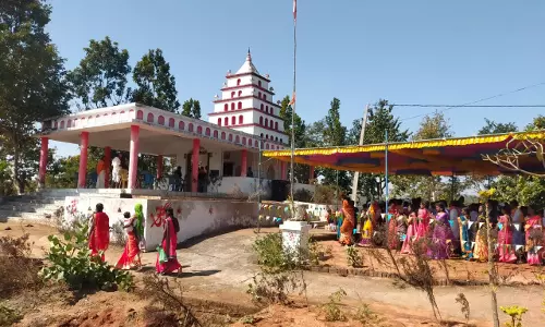 CM विष्णुदेव साय के निर्देश पर शारदाधाम पर्यटन स्थलों की सूची में हुआ शामिल CM विष्णुदेव साय के निर्देश पर शारदाधाम पर्यटन स्थलों की सूची में हुआ शामिल