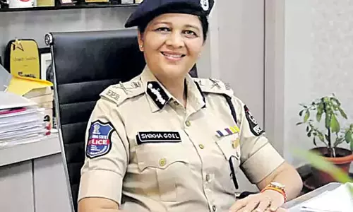 तेलंगाना साइबर सुरक्षा ब्यूरो सोशल मीडिया पर पूरी तरह से निगरानी रख रहा है: Shikha Goyal तेलंगाना साइबर सुरक्षा ब्यूरो सोशल मीडिया पर पूरी तरह से निगरानी रख रहा है: Shikha Goyal
