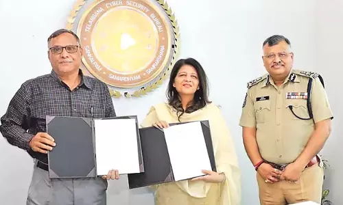 साइबर सुरक्षा ब्यूरो ने NALSAR के साथ समझौता ज्ञापन पर हस्ताक्षर किए साइबर सुरक्षा ब्यूरो ने NALSAR के साथ समझौता ज्ञापन पर हस्ताक्षर किए