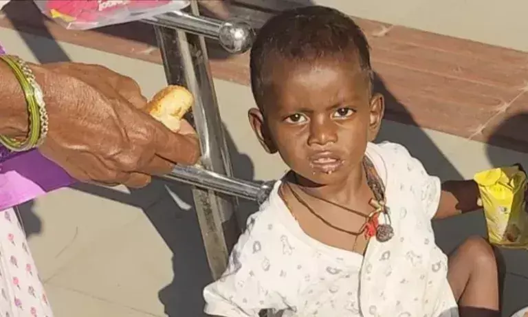 Assam: लचित घाट पर खुले नाले में गिरने से ढाई साल के बच्चे की मौत