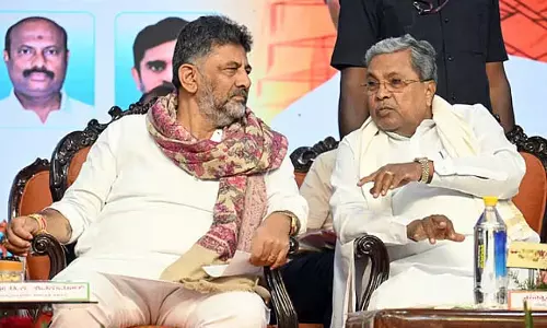 Karnataka में 10-12 घंटे का कार्यदिवस  ट्रेड यूनियनों का विरोध