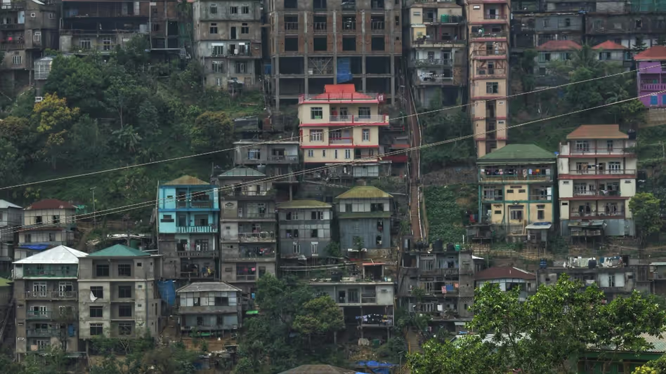 Mizoram के राज्यपाल ने शहरी भीड़भाड़ कम करने के लिए नवीन रणनीतियों पर जोर दिया Mizoram के राज्यपाल ने शहरी भीड़भाड़ कम करने के लिए नवीन रणनीतियों पर जोर दिया