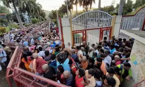Tirumala में भक्तों का तांता जारी.. भगवान शिव के दर्शन के लिए 20 घंटे