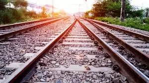 MP News: ट्रेन की चपेट में आने से नाबालिग की दर्दनाक मौत MP News: ट्रेन की चपेट में आने से नाबालिग की दर्दनाक मौत