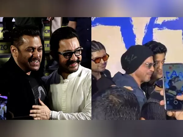 ShahRukh-Salman सितारे ज़मीन पर के प्रीमियर में आमिर खान के साथ शामिल हुए ShahRukh-Salman सितारे ज़मीन पर के प्रीमियर में आमिर खान के साथ शामिल हुए
