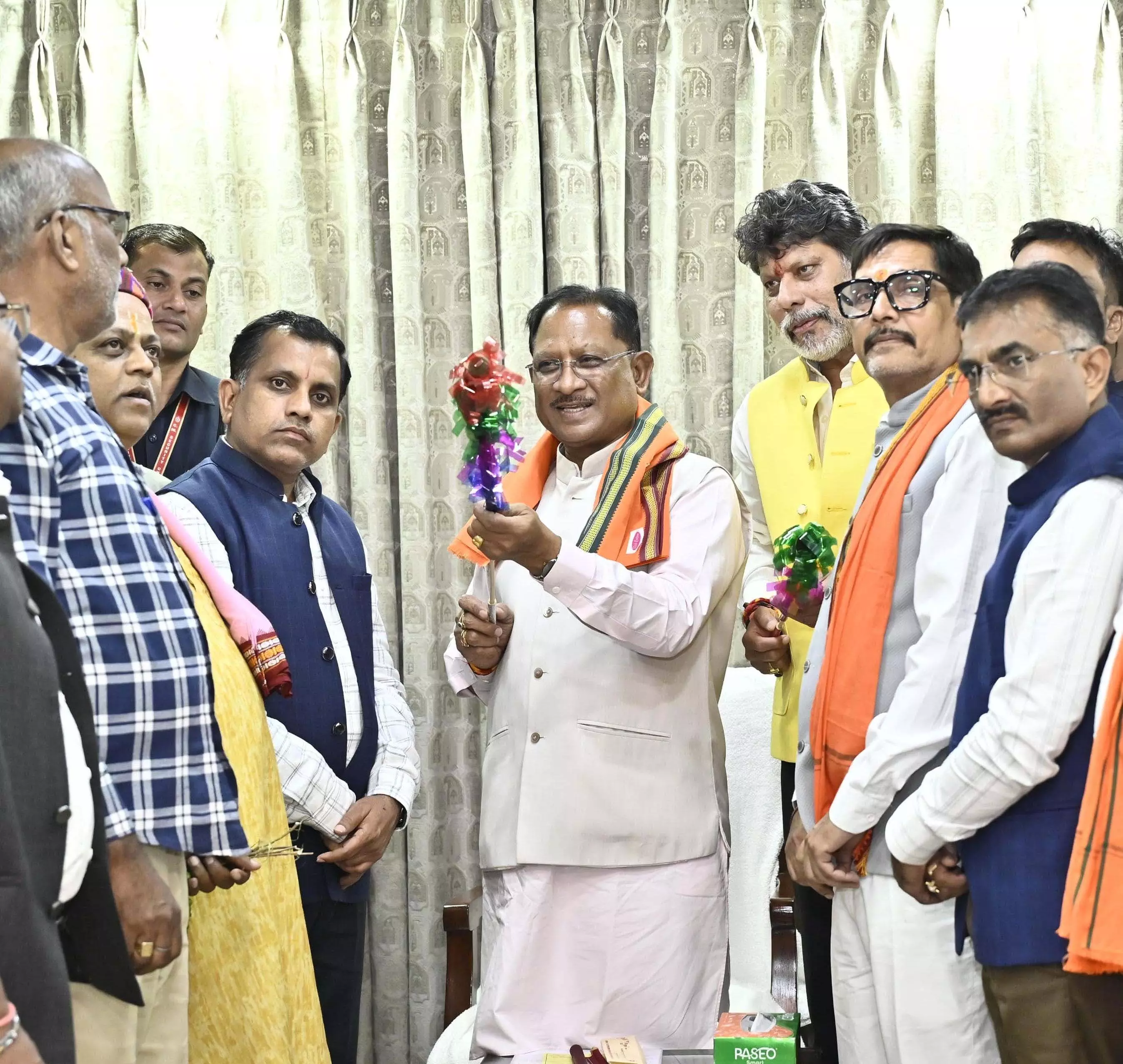 CM विष्णुदेव साय को बस्तर के ऐतिहासिक ‘गोंचा महापर्व’ का आमंत्रण CM विष्णुदेव साय को बस्तर के ऐतिहासिक ‘गोंचा महापर्व’ का आमंत्रण