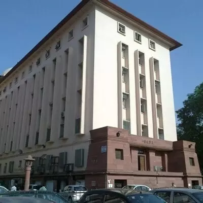 केंद्र ने सोना युक्त कीमती मिश्र धातुओं के आयात पर लगाया प्रतिबंध केंद्र ने सोना युक्त कीमती मिश्र धातुओं के आयात पर लगाया प्रतिबंध