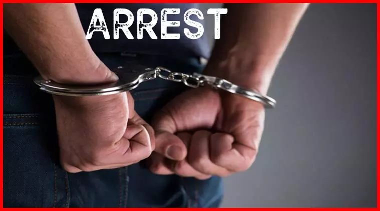 छात्राओं को बनाया हवस का शिकार, चपरासी गिरफ्तार छात्राओं को बनाया हवस का शिकार, चपरासी गिरफ्तार