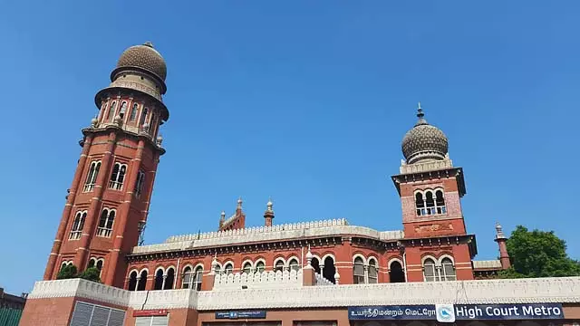 शिक्षा ऋण माफी: DMK के चुनावी वादे को लागू करने की मांग वाली याचिका खारिज शिक्षा ऋण माफी: DMK के चुनावी वादे को लागू करने की मांग वाली याचिका खारिज