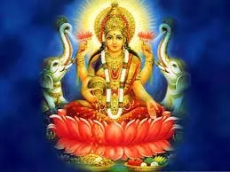 धर्म: शुक्रवार के अचूक उपाय, इन्हें अपनाने से किस्मत चमकती है और व्यक्ति बनता है धनवान धर्म: शुक्रवार के अचूक उपाय, इन्हें अपनाने से किस्मत चमकती है और व्यक्ति बनता है धनवान
