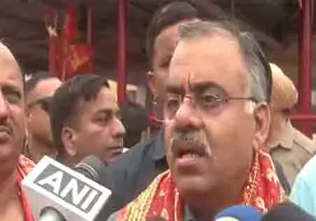 कर्नाटक कैबिनेट द्वारा आवास योजनाओं में अल्पसंख्यकों के लिए आरक्षण बढ़ाने पर BJP के तरुण चुघ ने कही ये बात कर्नाटक कैबिनेट द्वारा आवास योजनाओं में अल्पसंख्यकों के लिए आरक्षण बढ़ाने पर BJP के तरुण चुघ ने कही ये बात