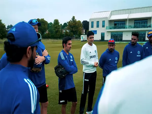Indian के खिलाफ सीरीज के पहले मैच से पहले भारतीय खिलाड़ी उत्साहित और आत्मविश्वास से भरे हुए हैं Indian के खिलाफ सीरीज के पहले मैच से पहले भारतीय खिलाड़ी उत्साहित और आत्मविश्वास से भरे हुए हैं