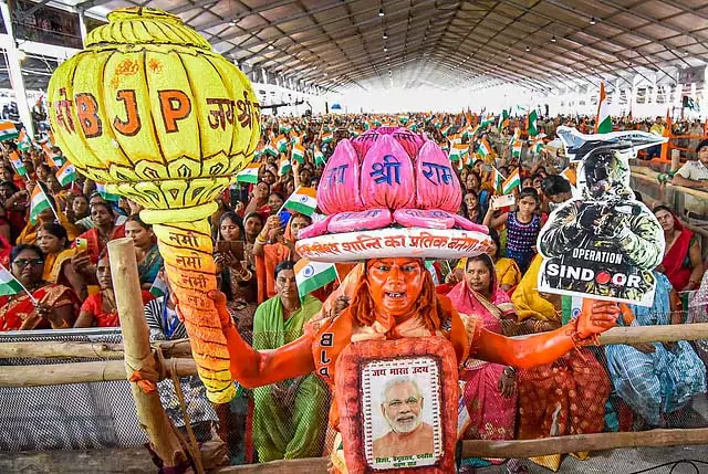 पीएम मोदी के ओडिशा दौरे से पहले कांग्रेस नेताओं को हिरासत में लिया, OPCC ने की आलोचना पीएम मोदी के ओडिशा दौरे से पहले कांग्रेस नेताओं को हिरासत में लिया, OPCC ने की आलोचना