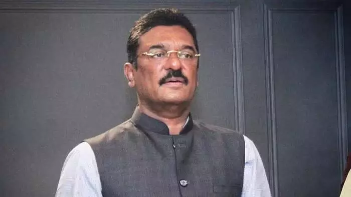 Maharashtra: परिवहन मंत्री को शरीर में दर्द और बुखार के बाद ठाणे के अस्पताल में भर्ती कराया गया Maharashtra: परिवहन मंत्री को शरीर में दर्द और बुखार के बाद ठाणे के अस्पताल में भर्ती कराया गया