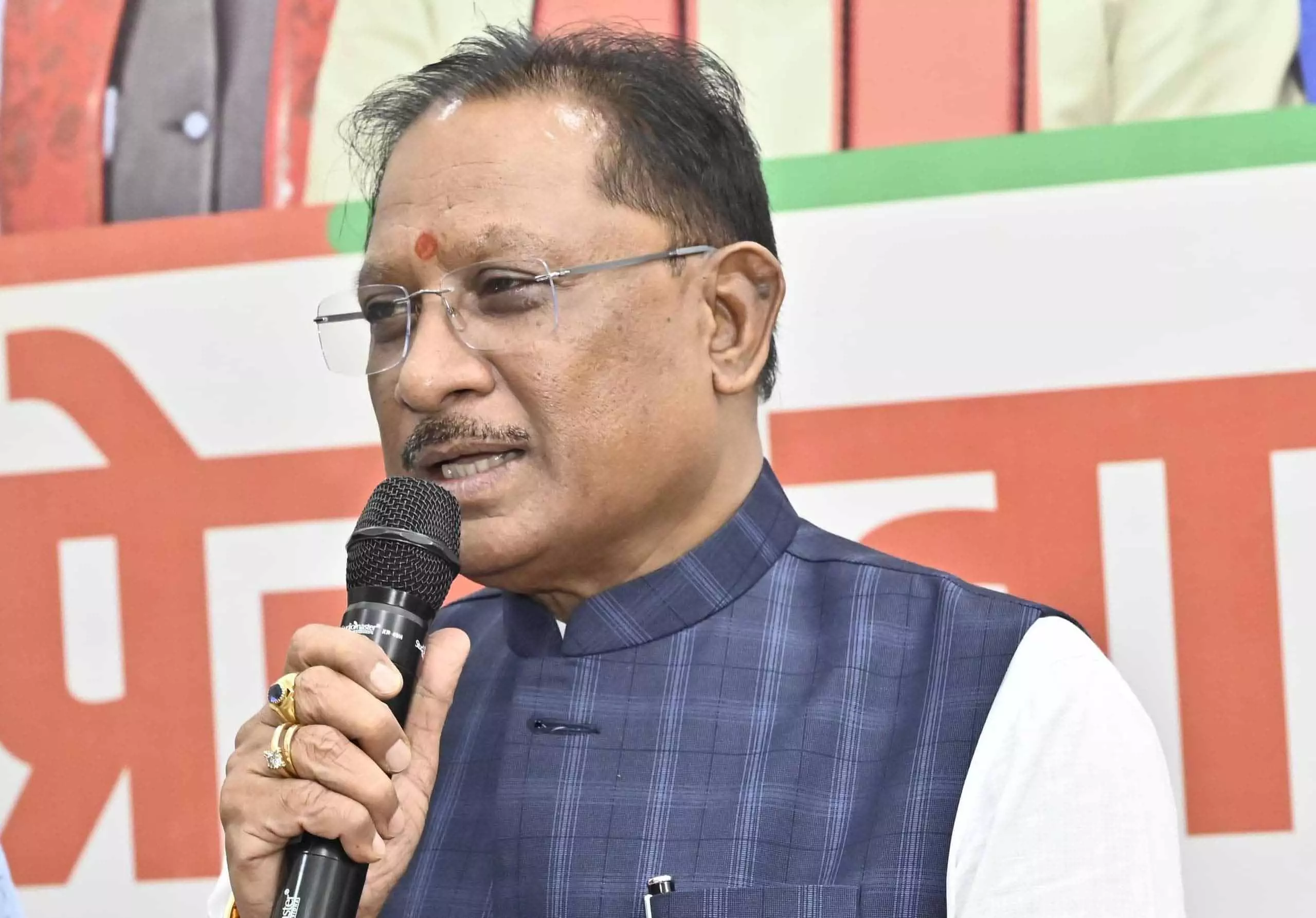जशपुर में CM विष्णुदेव साय के मुख्य आतिथ्य में होगा योगाभ्यास जशपुर में CM विष्णुदेव साय के मुख्य आतिथ्य में होगा योगाभ्यास