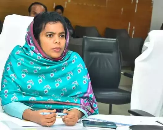 AP: प्रकाशम को अवैध शराब मुक्त जिला घोषित किया AP: प्रकाशम को अवैध शराब मुक्त जिला घोषित किया