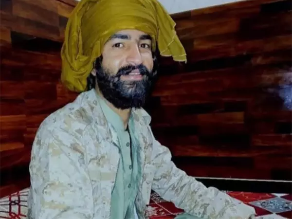 Balochistan में पाकिस्तानी हिरासत से रिहा होने के बाद युवक की मौत, परिवार ने गंभीर यातना का आरोप लगाया Balochistan में पाकिस्तानी हिरासत से रिहा होने के बाद युवक की मौत, परिवार ने गंभीर यातना का आरोप लगाया
