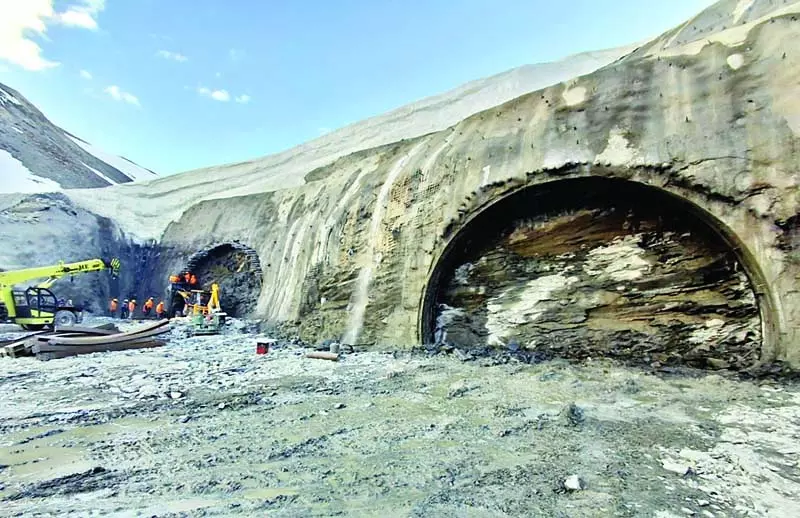 लेह को बन रहा तीसरा रास्ता, हर मौसम में रहेगा खुला लेह को बन रहा तीसरा रास्ता, हर मौसम में रहेगा खुला