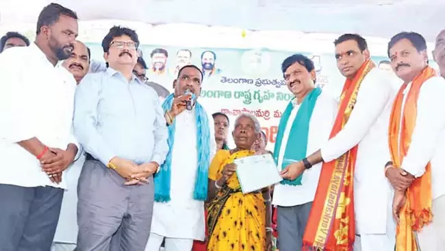 Ponguleti Srinivas Reddy : गरीबों के सपने पूरे करना लक्ष्य Ponguleti Srinivas Reddy : गरीबों के सपने पूरे करना लक्ष्य