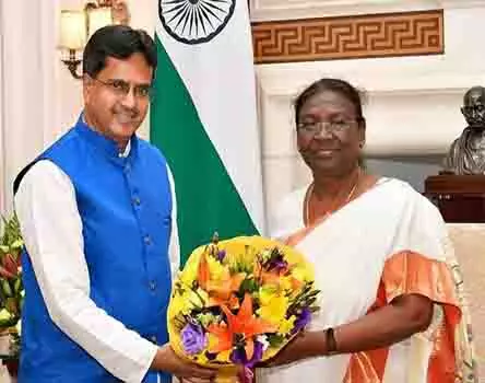 त्रिपुरा के CM ने राष्ट्रपति मुर्मू को जन्मदिन की शुभकामनाएं दी त्रिपुरा के CM ने राष्ट्रपति मुर्मू को जन्मदिन की शुभकामनाएं दी