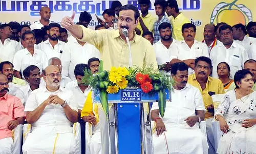 मेरे खिलाफ लगाए गए आरोप 100 प्रतिशत झूठे हैं : Anbumani Ramadoss मेरे खिलाफ लगाए गए आरोप 100 प्रतिशत झूठे हैं : Anbumani Ramadoss