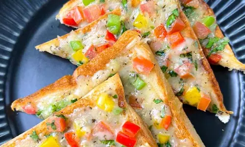 Cheese Bread Toast :बच्चों को नाश्ते में मिलेगी ये डिश