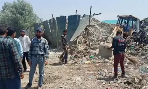 पुलवामा: वर्षों बाद कूड़ा स्थल बंद होने से निवासियों को मिली राहत पुलवामा: वर्षों बाद कूड़ा स्थल बंद होने से निवासियों को मिली राहत