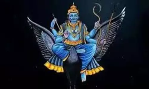 Shani Dev Ki Pooja: जानें शनिदेव को तेल चढ़ाने की सही विधि, इस मंत्र के जाप से बरसेगी कृपा Shani Dev Ki Pooja: जानें शनिदेव को तेल चढ़ाने की सही विधि, इस मंत्र के जाप से बरसेगी कृपा