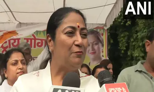 International Yoga Day: मुख्यमंत्री गुप्ता कल यमुना के तट पर योग करेंगी