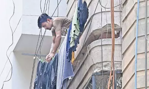 पराठे, पूल टेबल और बिजली कटौती: दिल्ली के पीजी में जीवन पराठे, पूल टेबल और बिजली कटौती: दिल्ली के पीजी में जीवन
