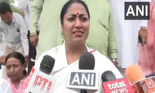 मनीष सिसोदिया को एसीबी द्वारा समन भेजे जाने पर CM Gupta ने कहा- उन्हें अपने किए की सजा भुगतनी पड़ेगी