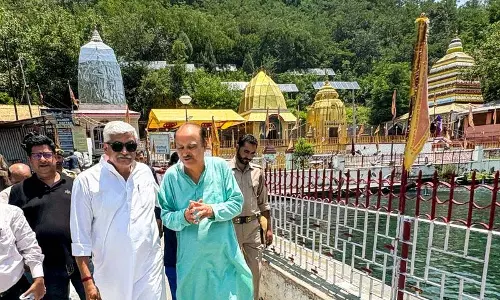 Jammu: पर्यटन मंत्री शेखावत ने पहलगाम हमला स्थल का दौरा किया