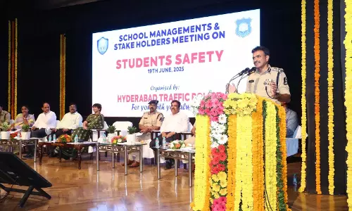 स्कूलों के 200 मीटर के दायरे में सुरक्षा चूक के लिए प्रिंसिपल जिम्मेदार होंगे: Anand