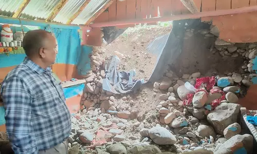 Uttarkashi: मोरी में दर्दनाक हादसा, दीवार ढहने से परिवार के चार सदस्यों की मौत