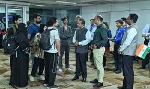छात्रों ने ईरान-इज़रायल संघर्ष की भयावहता को याद किया