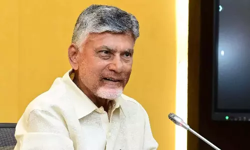 Naidu ने आंध्र-तेलंगाना के बीच जल संसाधनों के सहकारी प्रबंधन का आह्वान किया