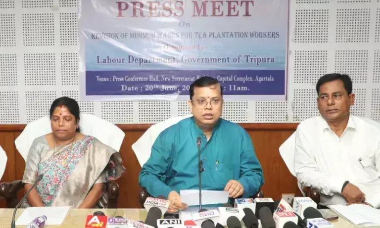 Tripura ने चाय बागान श्रमिकों का वेतन 16% बढ़ाकर 204 रुपये किया