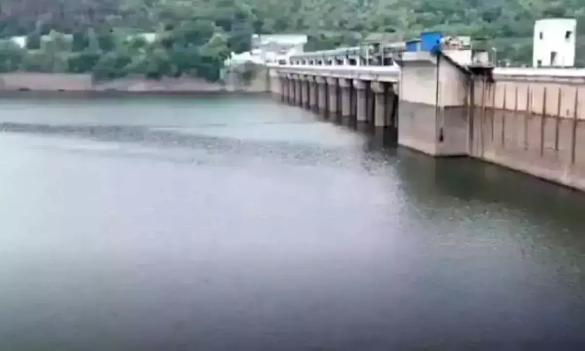 Andhra: भारी बारिश के कारण श्रीशैलम जलाशय ओवरफ्लो हो गया